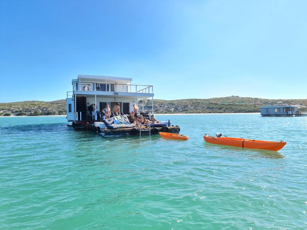 Kraalbaai Lifestyle House Boats Hotel Langebaan Exterior photo