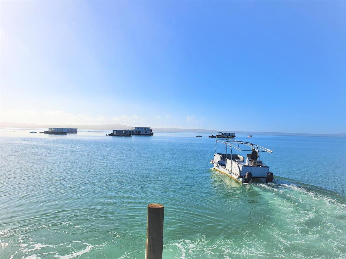 Kraalbaai Lifestyle House Boats Hotel Langebaan Exterior photo