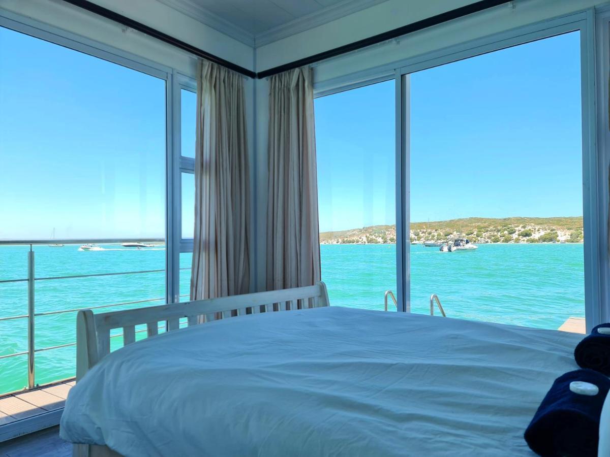 Kraalbaai Lifestyle House Boats Hotel Langebaan Exterior photo