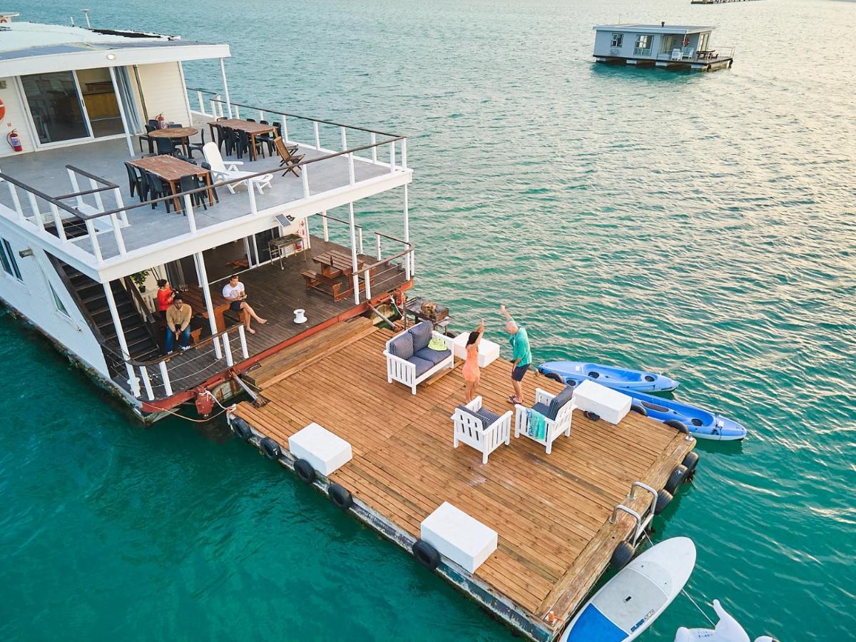 Kraalbaai Lifestyle House Boats Hotel Langebaan Exterior photo